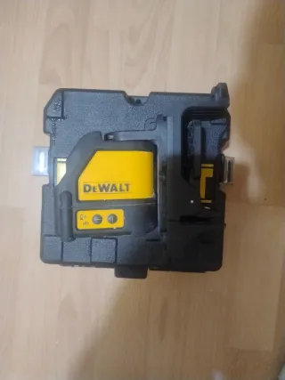 Nivel Láser Dewalt lo vendo por 100€
