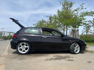 Alfa Romeo 147 2002
