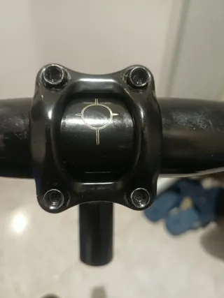 Manillar 680mm y potencia bici