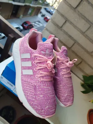 Zapatillas Adidas Mujer Rosa y Blanco