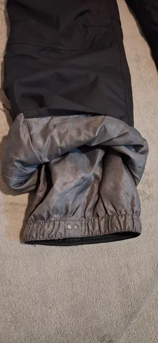 Pantalón de esquí negro con tirantes