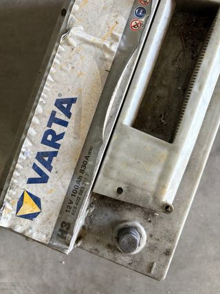 Batería Coche/Furgoneta Varta 100Ah