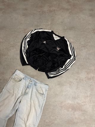 10 unidades de ropa de marca segunda mano