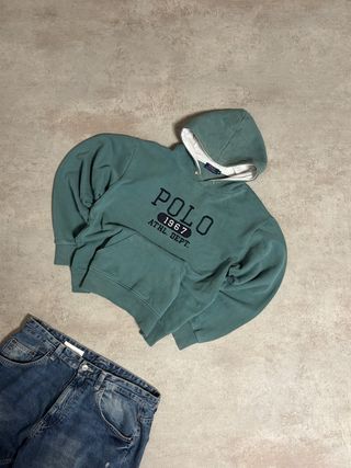 10 unidades de ropa de marca segunda mano