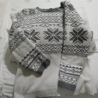 Jersey de invierno,esta como nuevo.Compralo