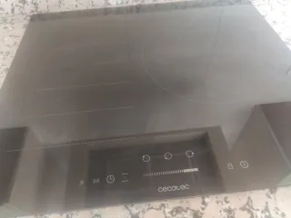 Placa de inducción Cecotec