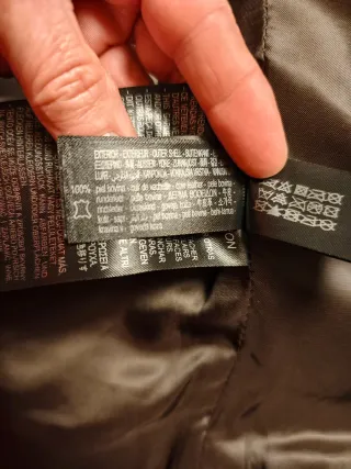 CHAQUETA ENTALLADA PIEL GENUINA STUDIO ZARA