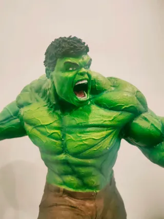 Figura Hulk Resina Pintada a Mano