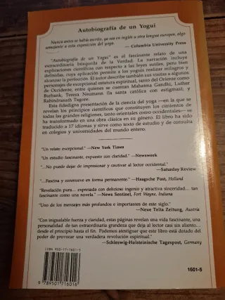 Autobiografia de Un Yogui (Spanish Edition)