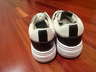 Zapatillas Calvin Klein Blancas y Negras