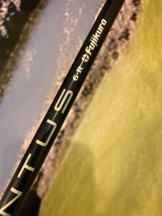 TaylorMade P790 Forged Hierro 9 Fujikura Ventus 6R