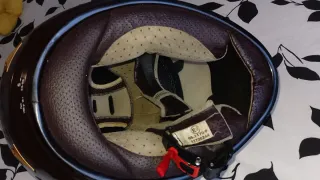 Casco de moto NZI marrón homologado