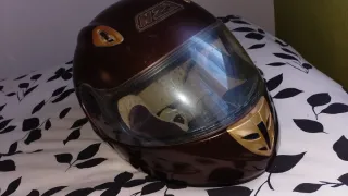 Casco de moto NZI marrón homologado