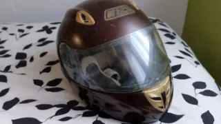 Casco de moto NZI marrón homologado