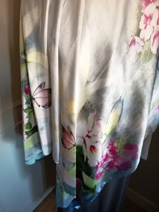 Pañuelo grande estampado floral