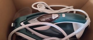 Centro de planchado Polti sin usar.