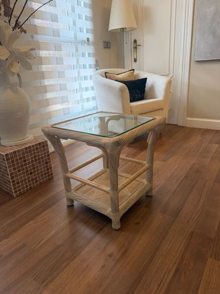 Mesa auxiliar Ratan