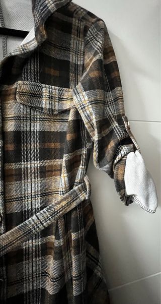 Vestido de cuadros marrón y multicolor