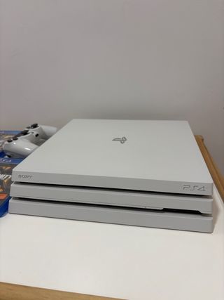PS4 Pro Blanca 1TB