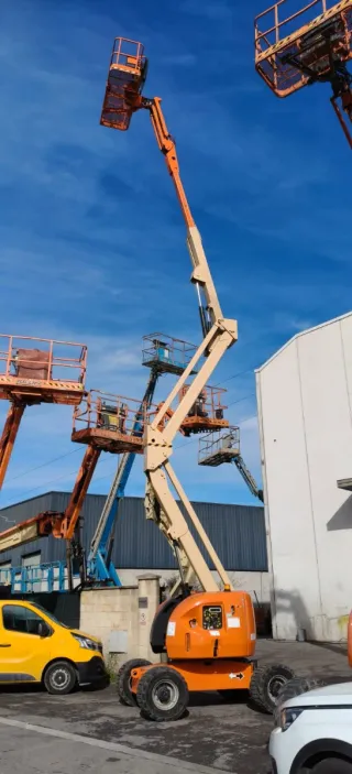 Plataforma Elevadora JLG 450AJ