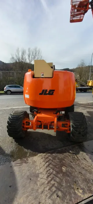 Plataforma Elevadora JLG 450AJ