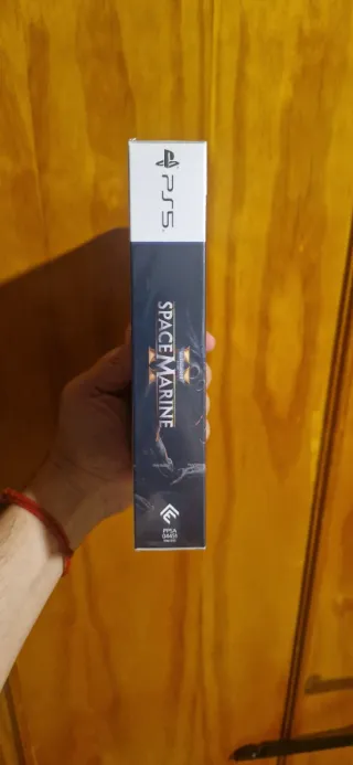 PS5 Warhammer 40.000 Space Marine Gold