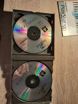 Final Fantasy VII PlayStation Platinum