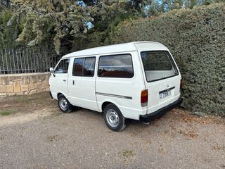 Nissan Vanette 1986