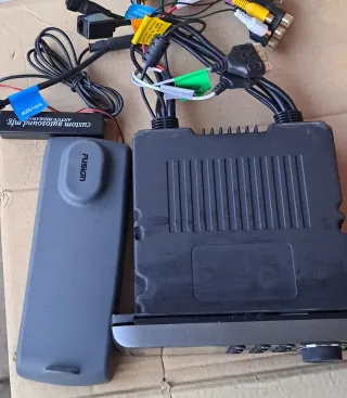 Equipo Sonido Náutico  Fusion MS-AV700i .