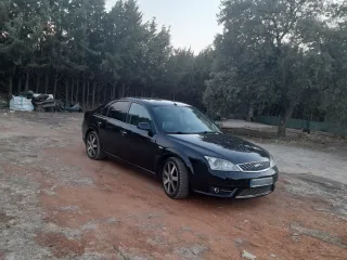 Ford Mondeo titanium 2004