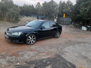 Ford Mondeo titanium 2004