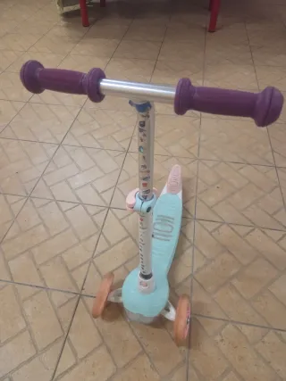 Trotinete 3 rodas azul e rosa