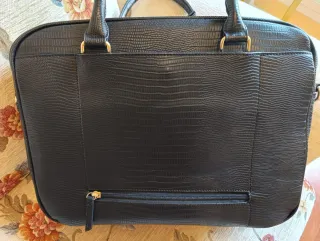 Bolso maletín negro efecto piel