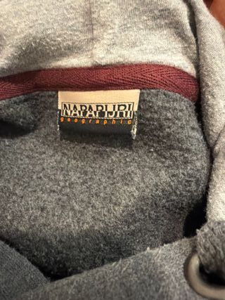 Sudadera Napapijri Gris con Bandera