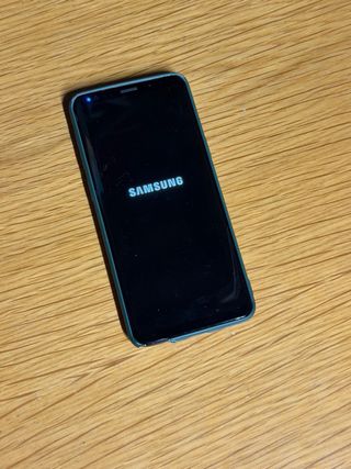 iPhone 8 & Samsung Galaxy S9