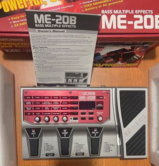 Boss ME-20B Pedaliera Multieffetto Basso Elettrico