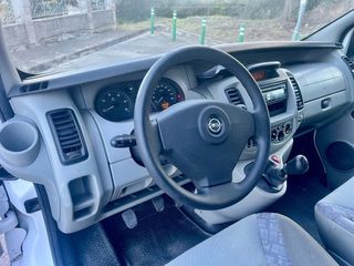 Opel Vivaro 6-9 Plazas