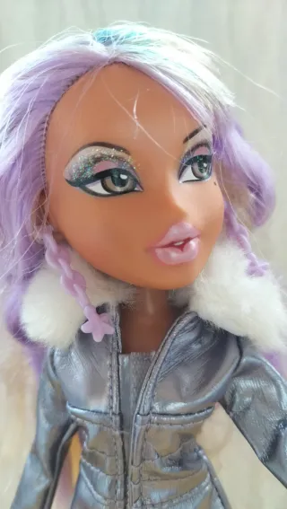 Bratz Platinum Shimmerz Yasmin 2001