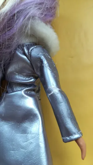 Bratz Platinum Shimmerz Yasmin 2001