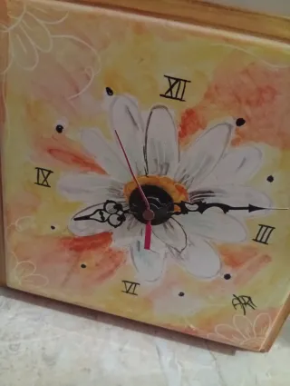 Orologio da parete dipinto a mano