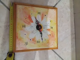 Orologio da parete dipinto a mano