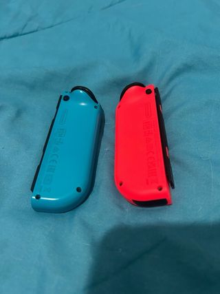 Nintendo Switch Roja y Azul