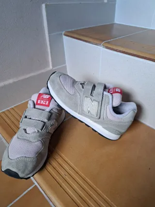 Zapatillas New Balance 574 Talla 32