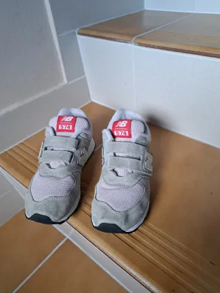 Zapatillas New Balance 574 Talla 32