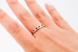 Anillo De Oro Blanco De 18K Con Diamantes.. Ref: 023-01-00314