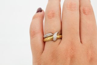 Anillo De Oro Combinado De 18K Con Diamantes.. Ref: 026-01-00950