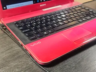 Sony Vaio PCG-61211M Rojo