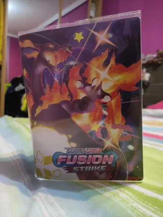 Álbum Cartas Pokémon Fusion Strike