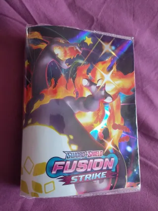 Álbum Cartas Pokémon Fusion Strike