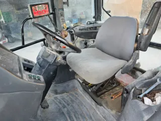 Tractor new holland TS90 UNICO DUEÑO (8.000 horas)